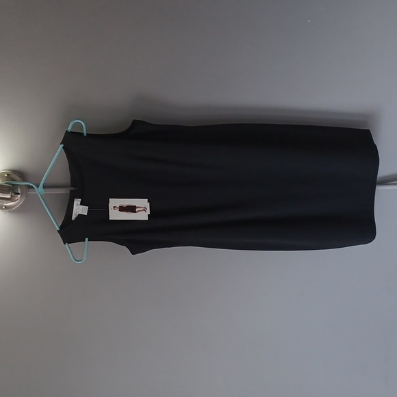 Sleeveless Dress - Picture 2 of 2